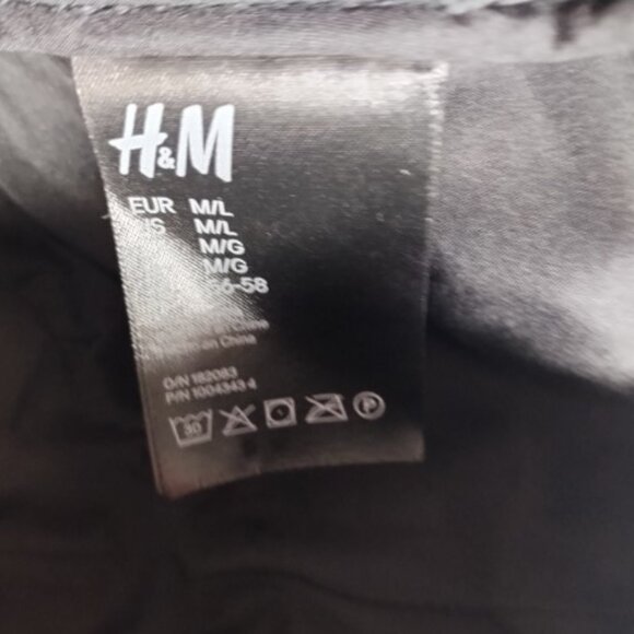 H&M Faux Shearling Baseball Cap - Picture 6 of 6